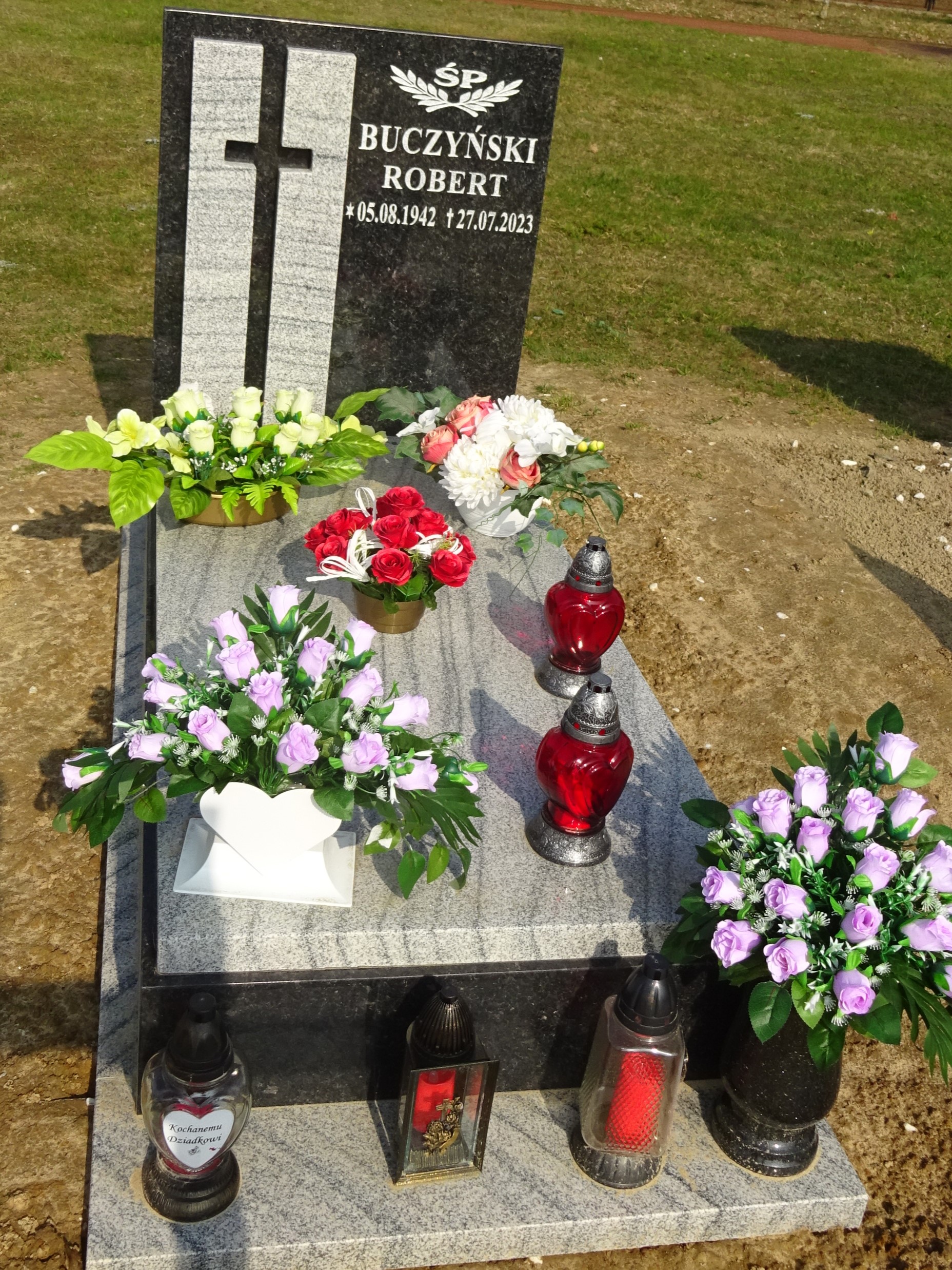 Grób Robert Buczyński